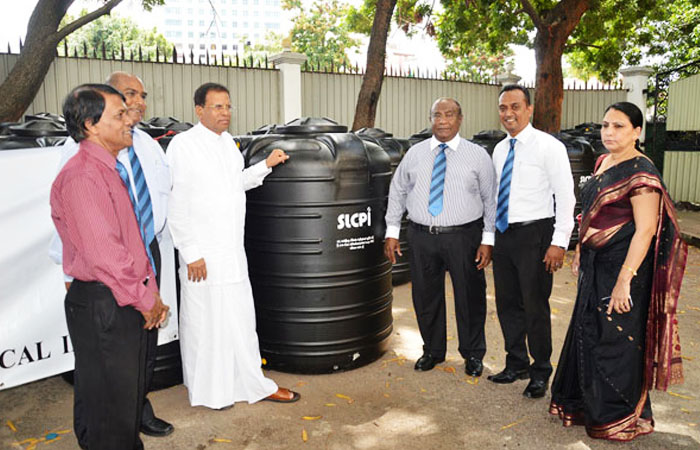  SLCPI donates water tanks to Polonnaruwa