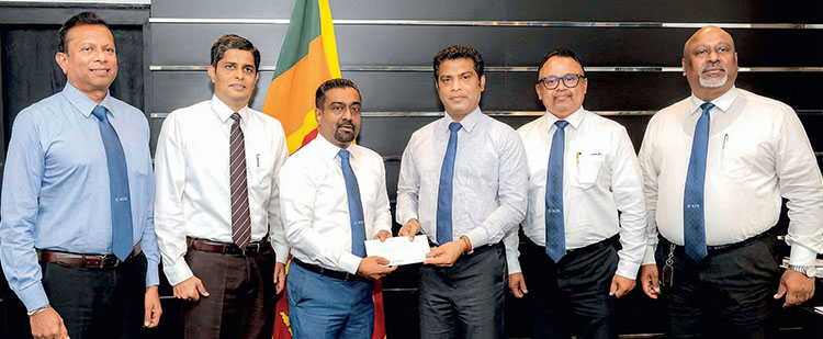 Sri Lanka Chamber of Pharmaceutical Industry donates Rs. 50 m to ‘Rebuilding Sri Lanka’ Fund